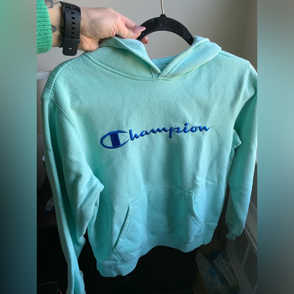 Champion hoodie in a mint green, in youth boys Large